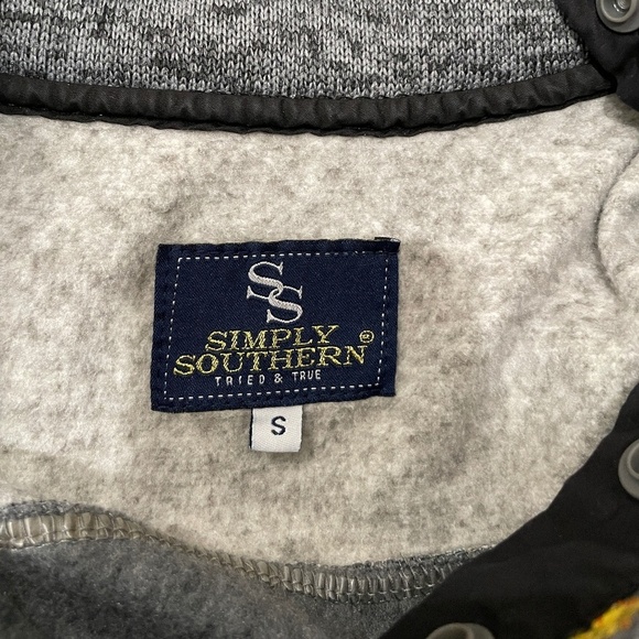 Coastal Cowgirl Simply Southern 1/4 / Pullover Sweater - Picture 4 of 5